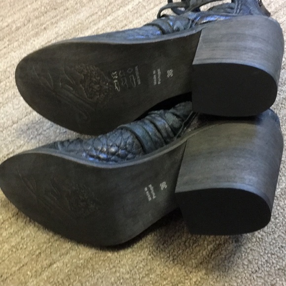 LAST ONE! Free People Carrera Leather Boot - Picture 4 of 4